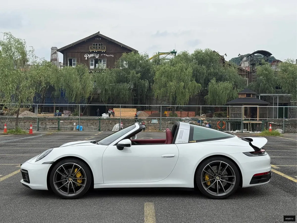 Porsche 911 6