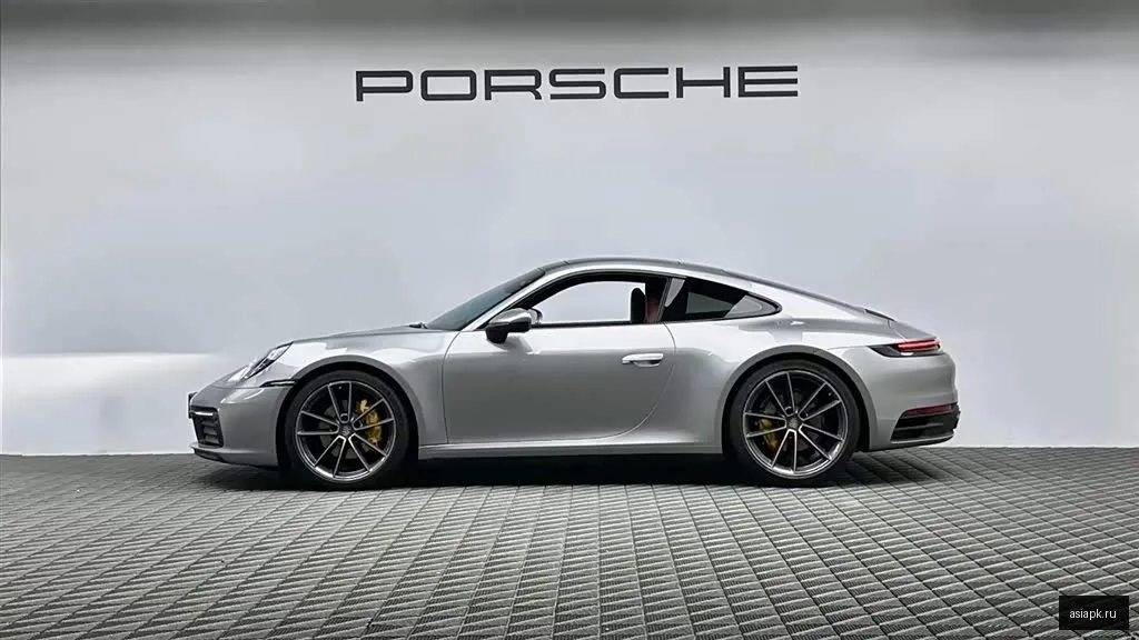 Porsche 911 4