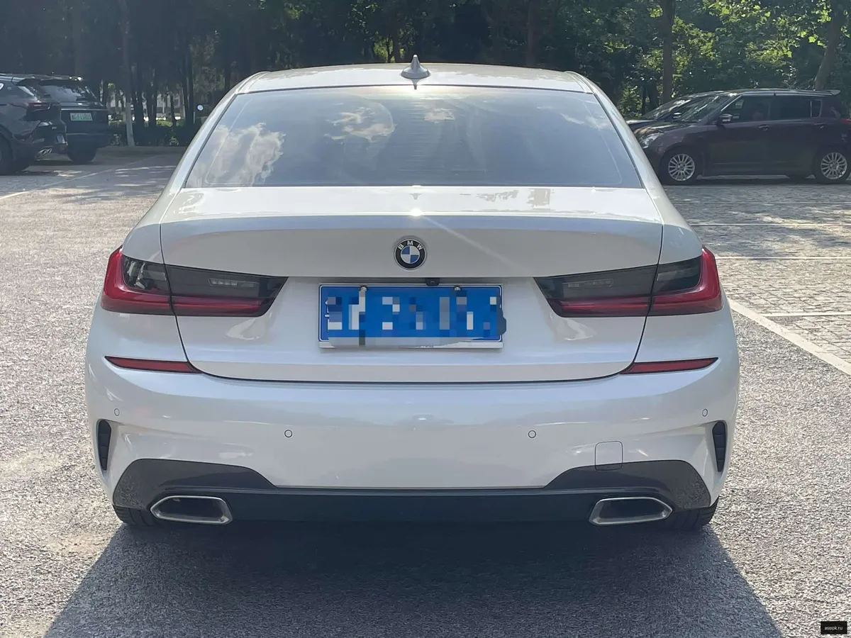 BMW 3-Series 5