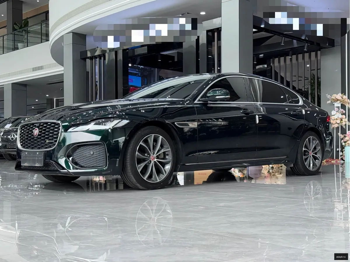 Jaguar XF