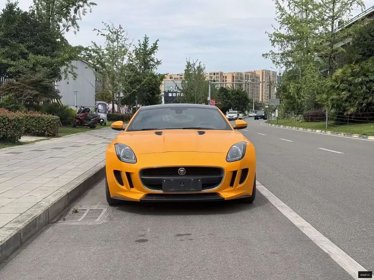 Jaguar F-Type 2