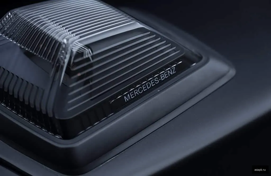 Mercedes-Benz G-Class 6