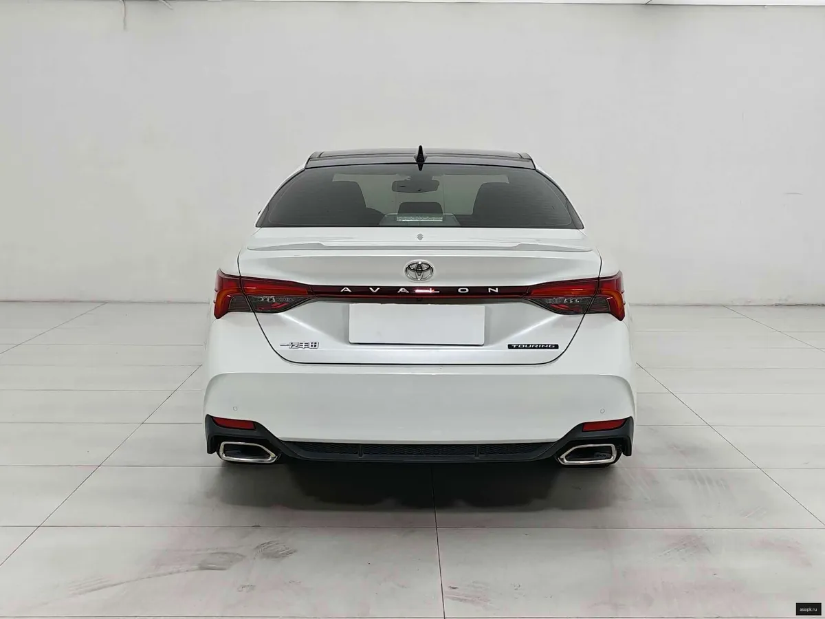 Toyota Avalon 5