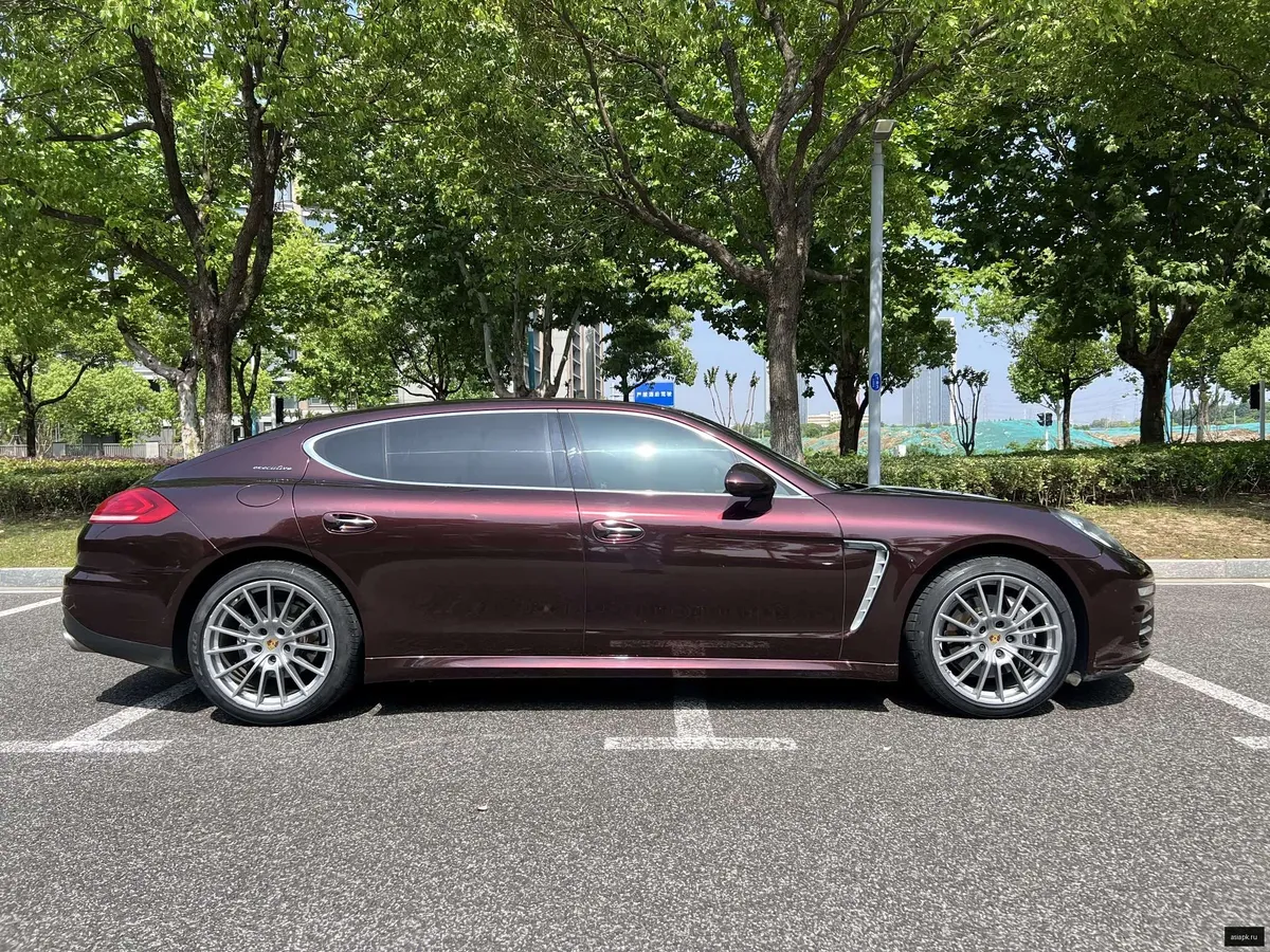 Porsche Panamera 3