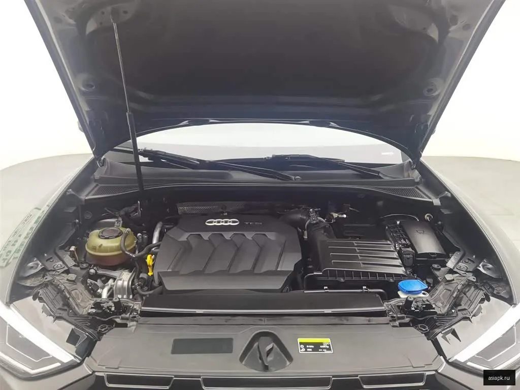 Audi Q3 6