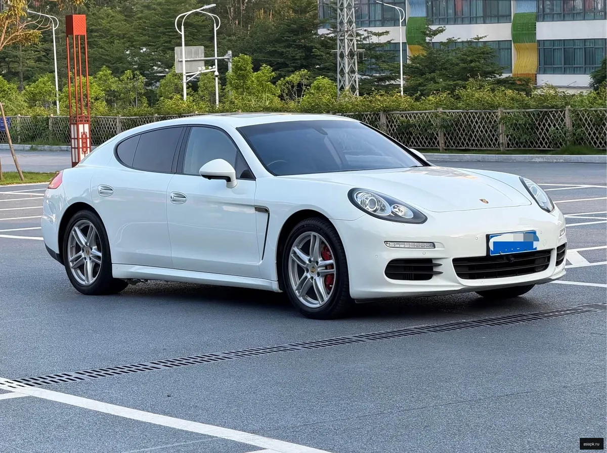 Porsche Panamera 3