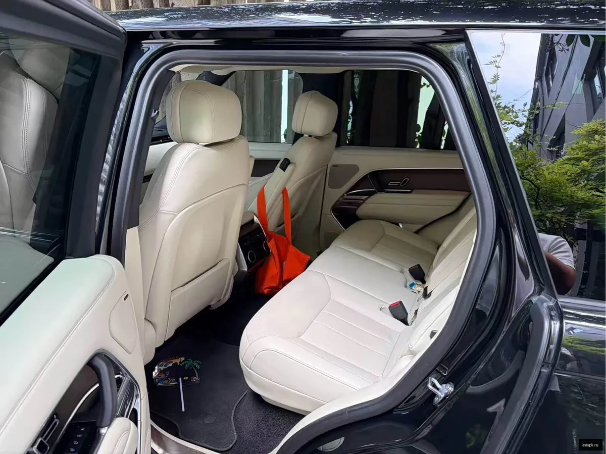 Land Rover Range Rover 4