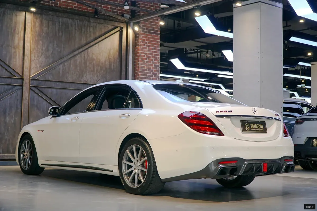 Mercedes-Benz S-Class 6