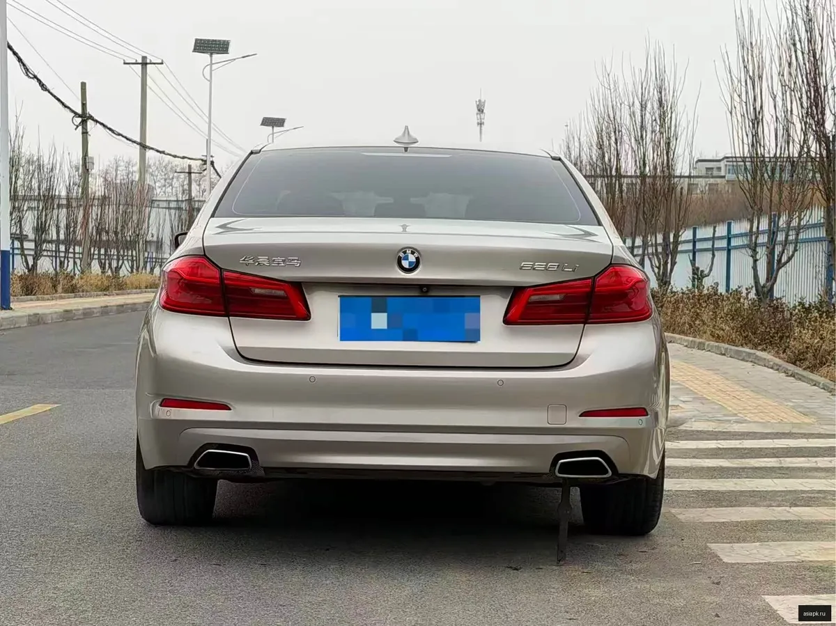 BMW 5-Series 5