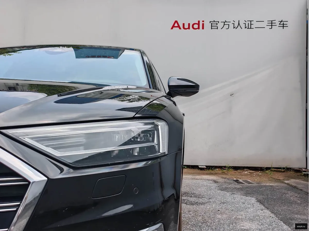 Audi A8 6