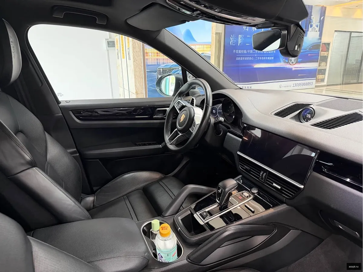 Porsche Cayenne 4