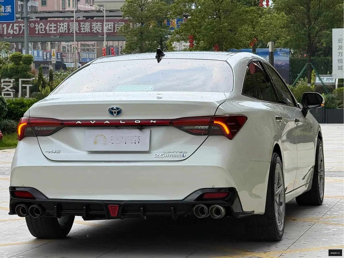 Toyota Avalon 5