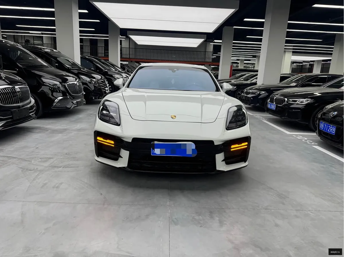 Porsche Panamera 2