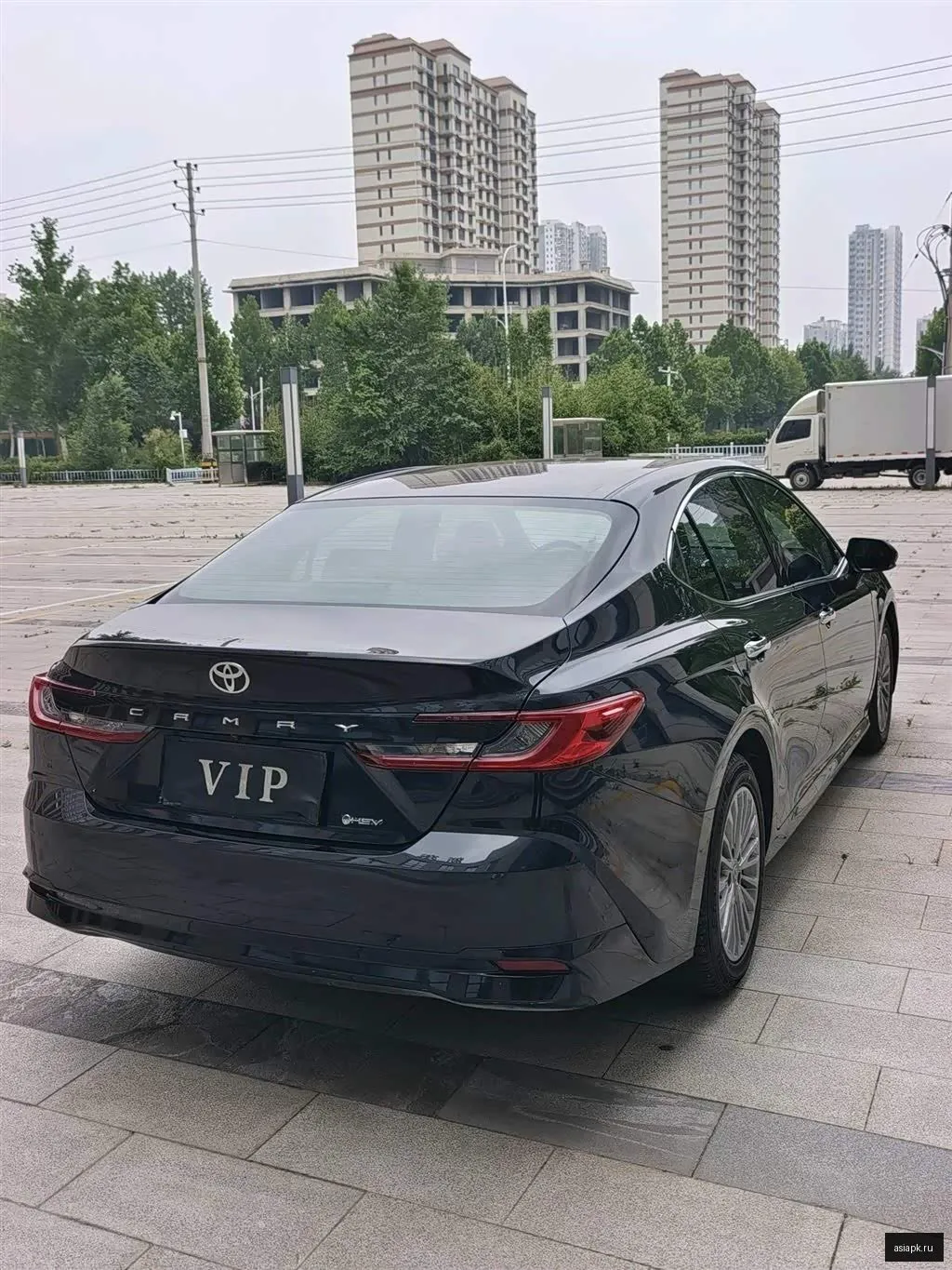 Toyota Camry 3