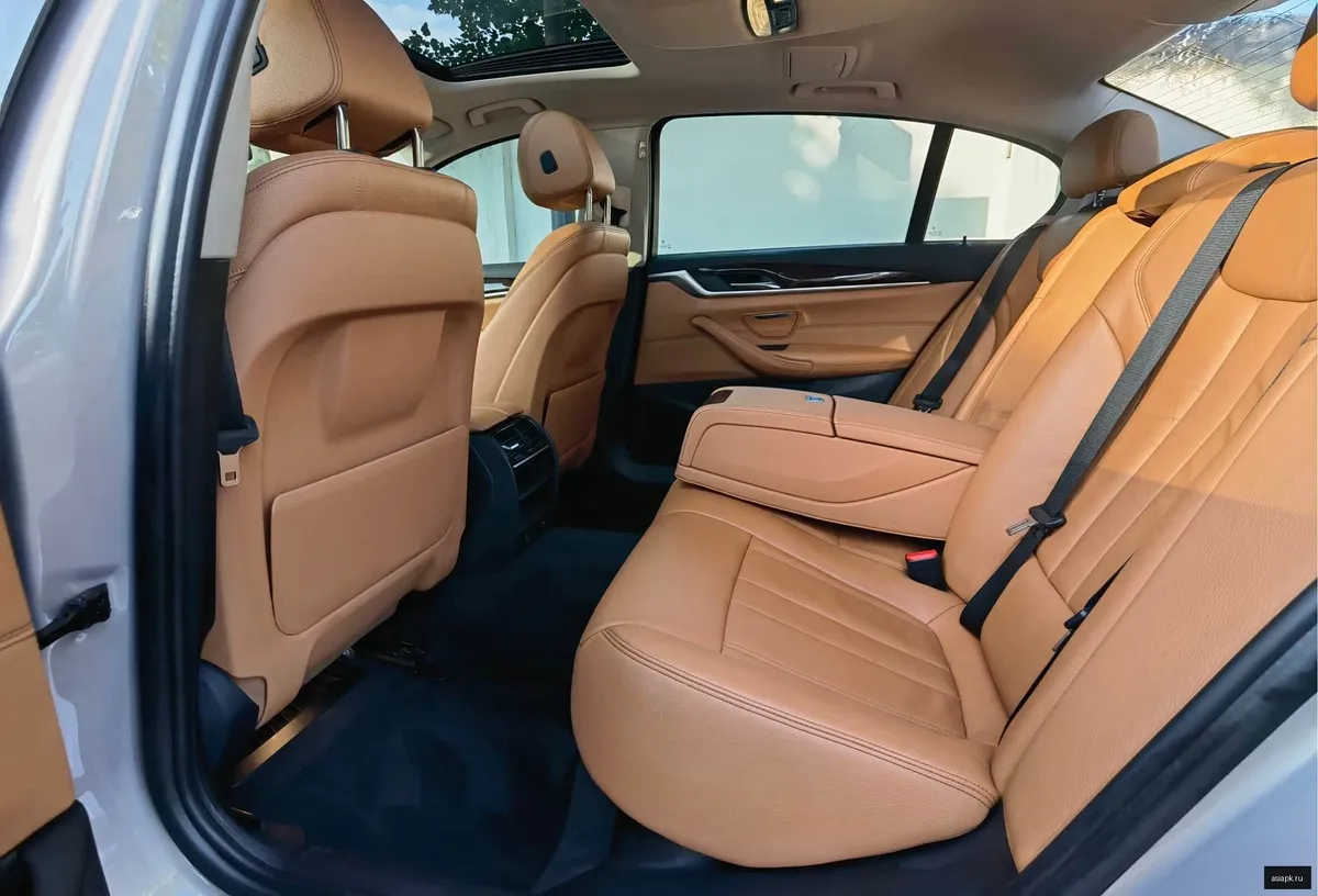 BMW 5-Series 5