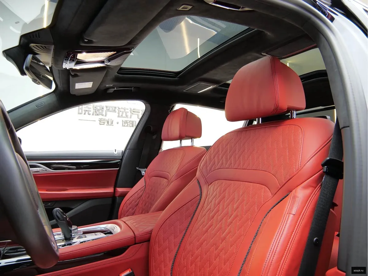 BMW 7-Series 6