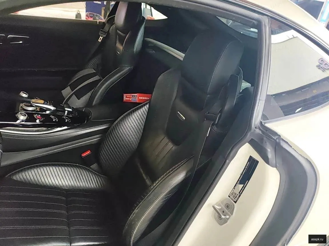 Mercedes-Benz AMG GT 6