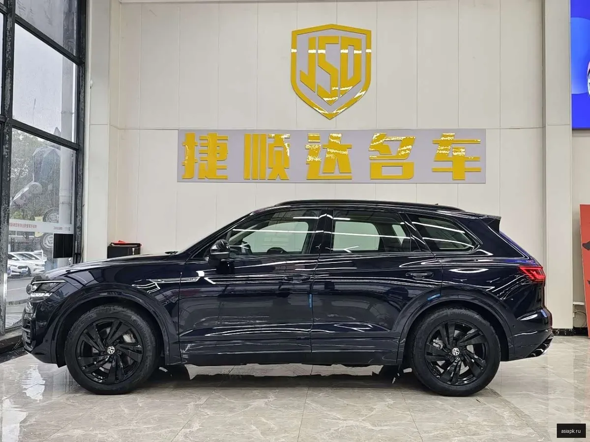 Volkswagen Touareg 3