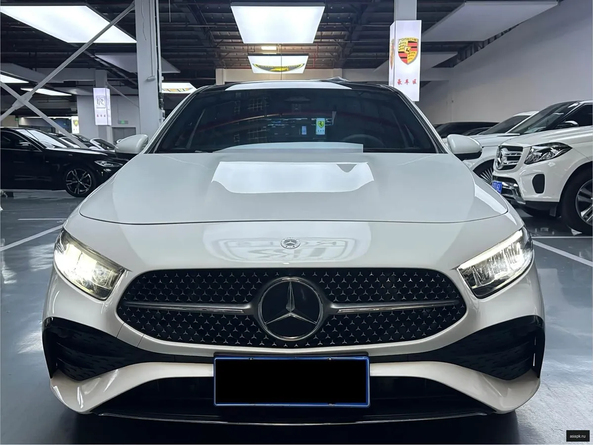 Mercedes-Benz A-Class 2