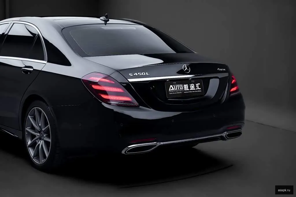 Mercedes-Benz S-Class 4