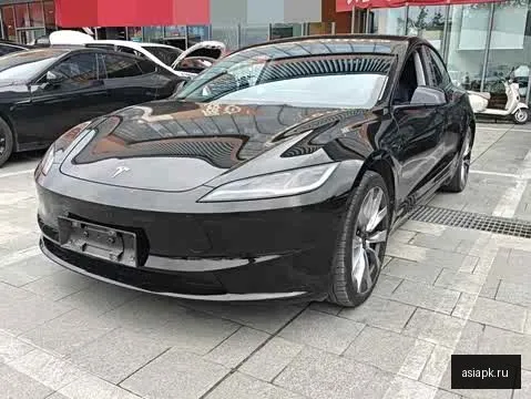 tesla Model Y 5