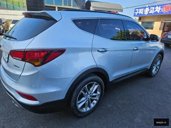 Hyundai Santa Fe 5
