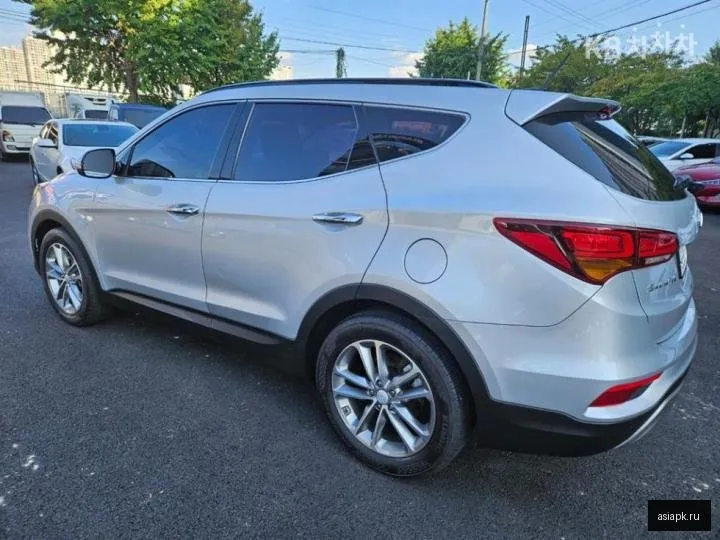 Hyundai Santa Fe 6