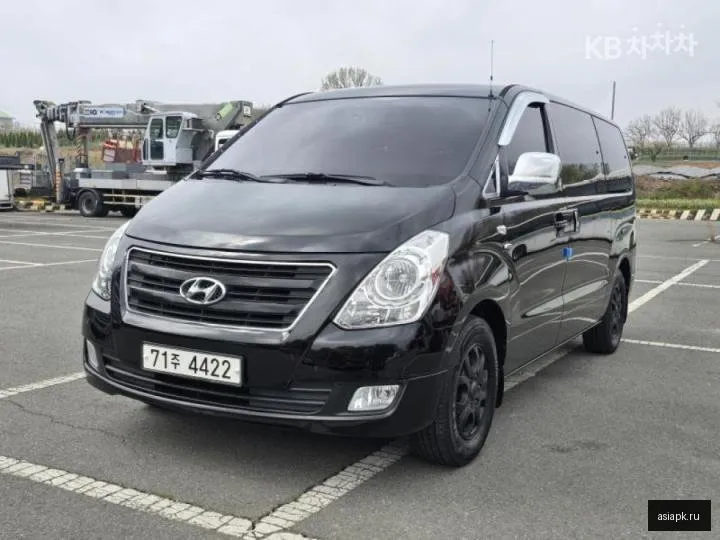 Hyundai Starex