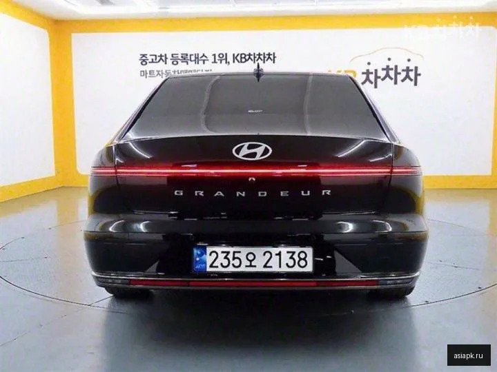 Hyundai Grandeur 3