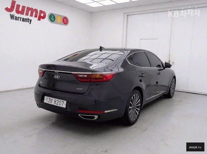 Kia K7 4