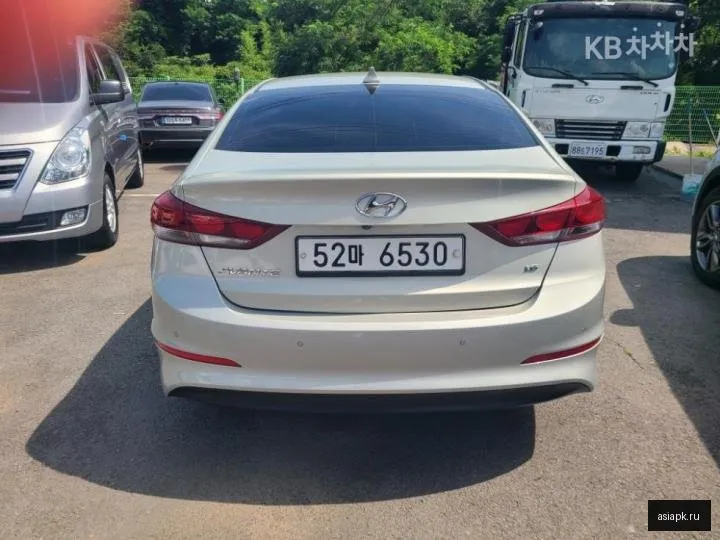 Hyundai Avante 2