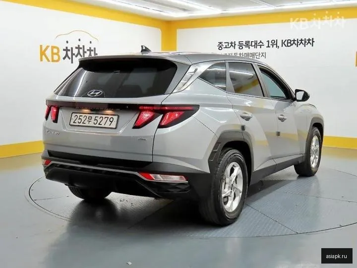 Hyundai Tucson 4