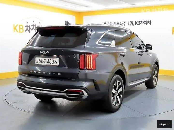 Kia Sorento 4
