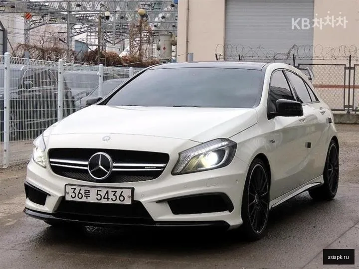 Mercedes-Benz A-Class 2