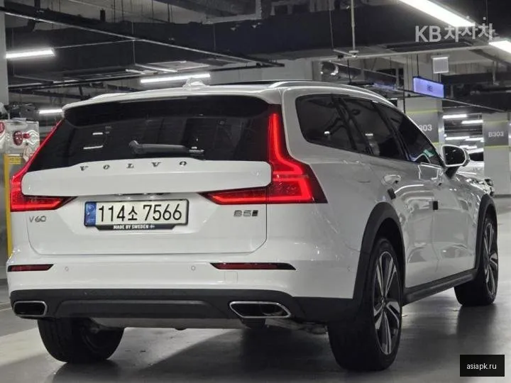 Volvo V60 2