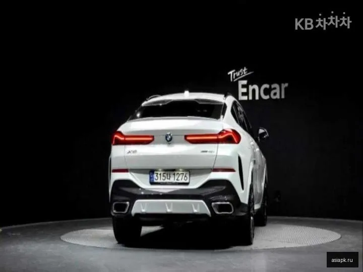 BMW X6 4