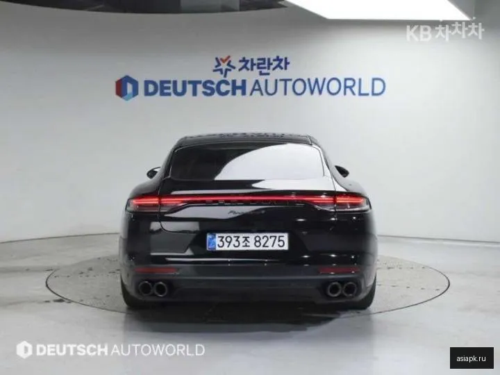 Porsche Panamera 4
