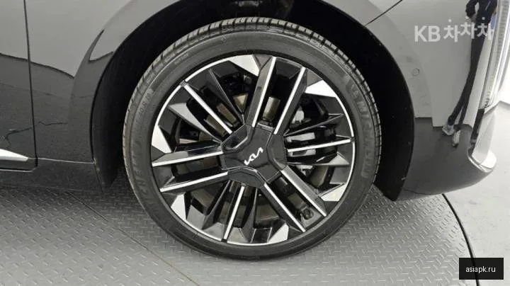 Kia K8 5