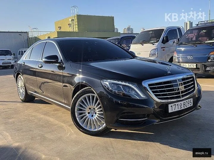 Mercedes-Benz S-Class 2