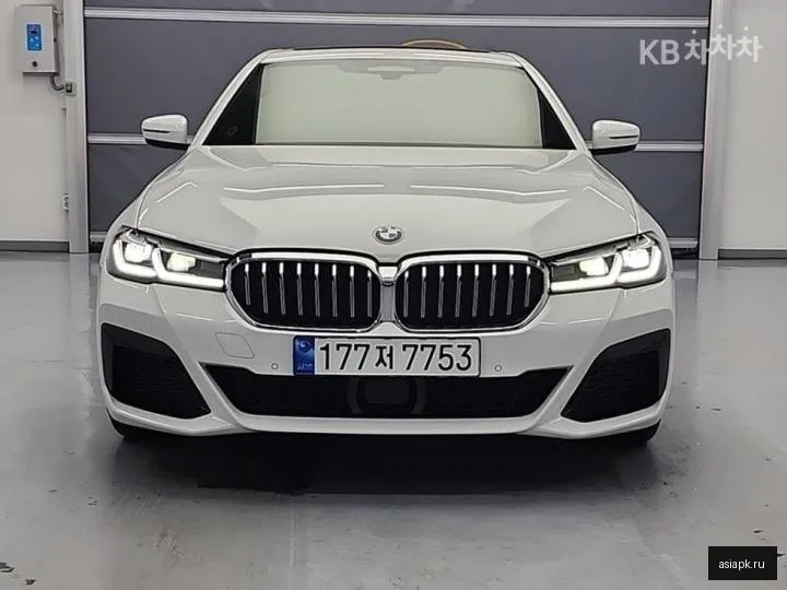 BMW 5-Series 2
