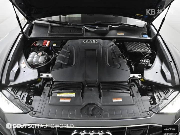 Audi Q8 6