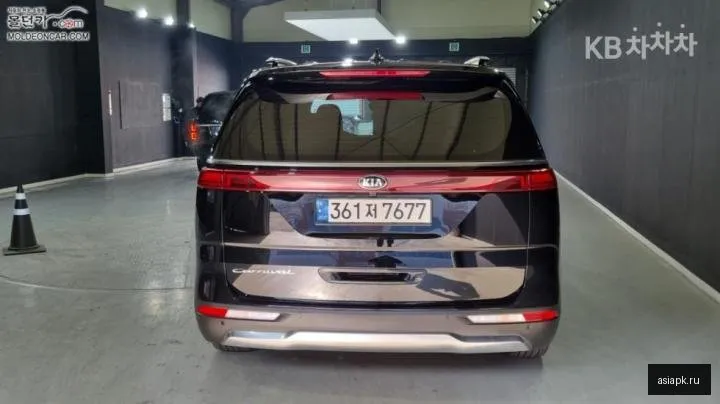 Kia Carnival 4
