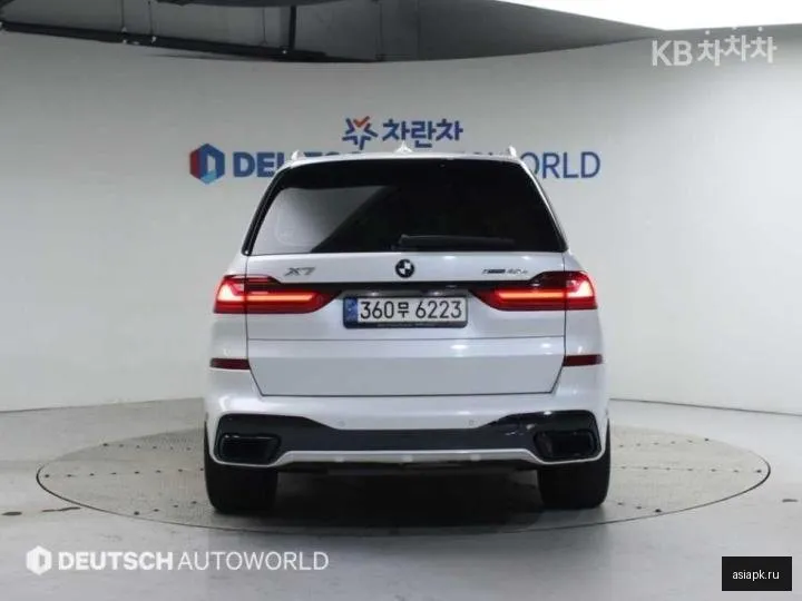 BMW X7 4