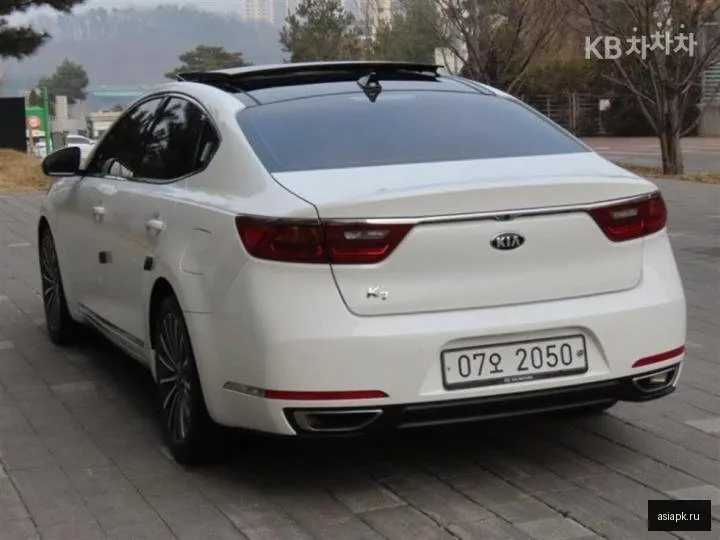 Kia K7 4
