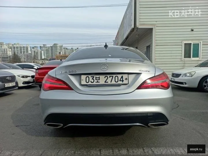 Mercedes-Benz CLA-Class 6