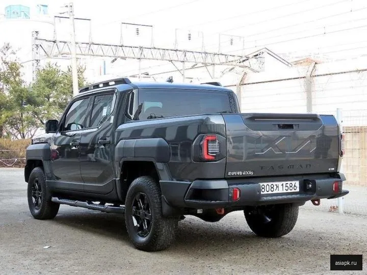 Kia Tasman 3