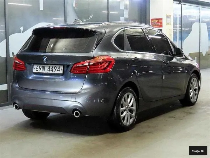 BMW 2-Series 4