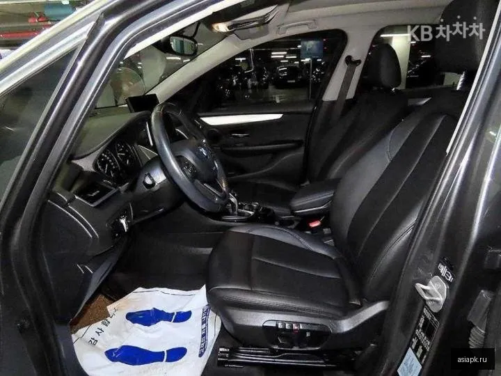 BMW 2-Series 6