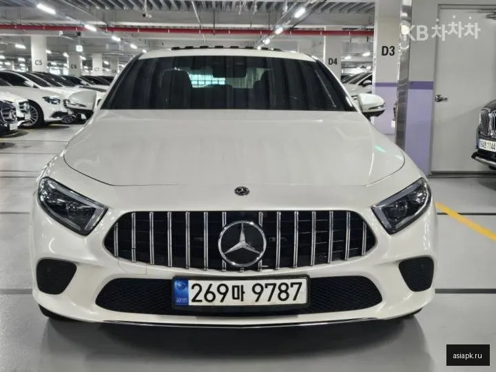 Mercedes-Benz CLS-Class 3