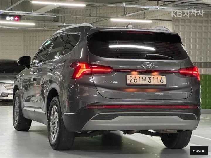 Hyundai Santa Fe 4